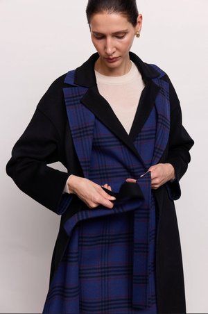 Пальто чорне з подвійним підбортом