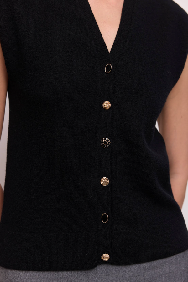 Жилет чорний