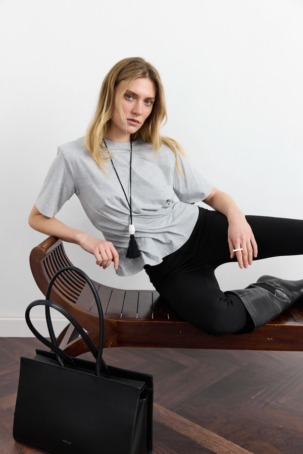 Футболка з Драпіруванням Cіра