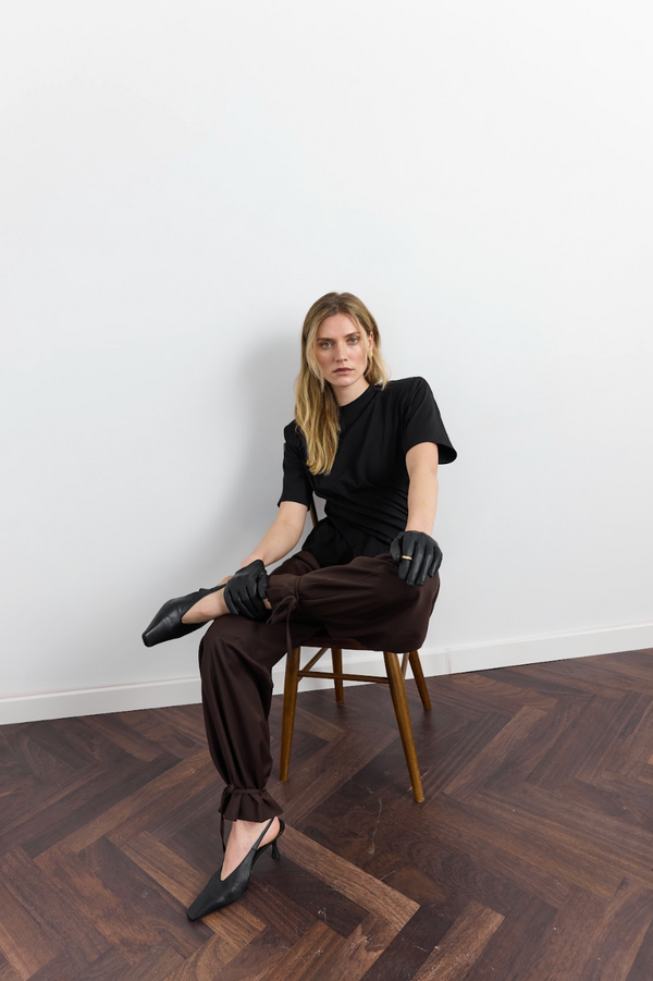 Футболка з Драпіруванням Чорна