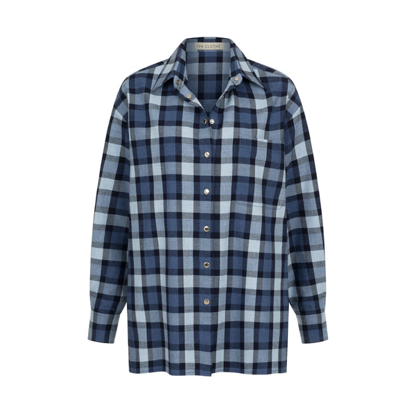 Cozy blue checkered shirt with a slit