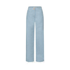 JEANS WITH ACCENT BUTTON