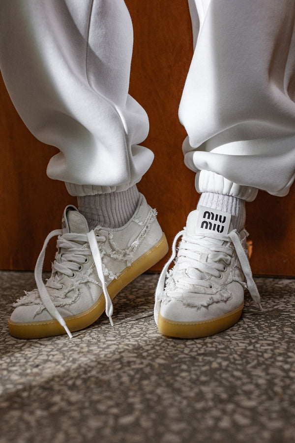 White jogger pants