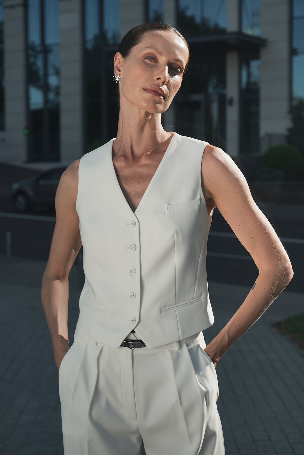 WHITE CLASSIC VEST 
