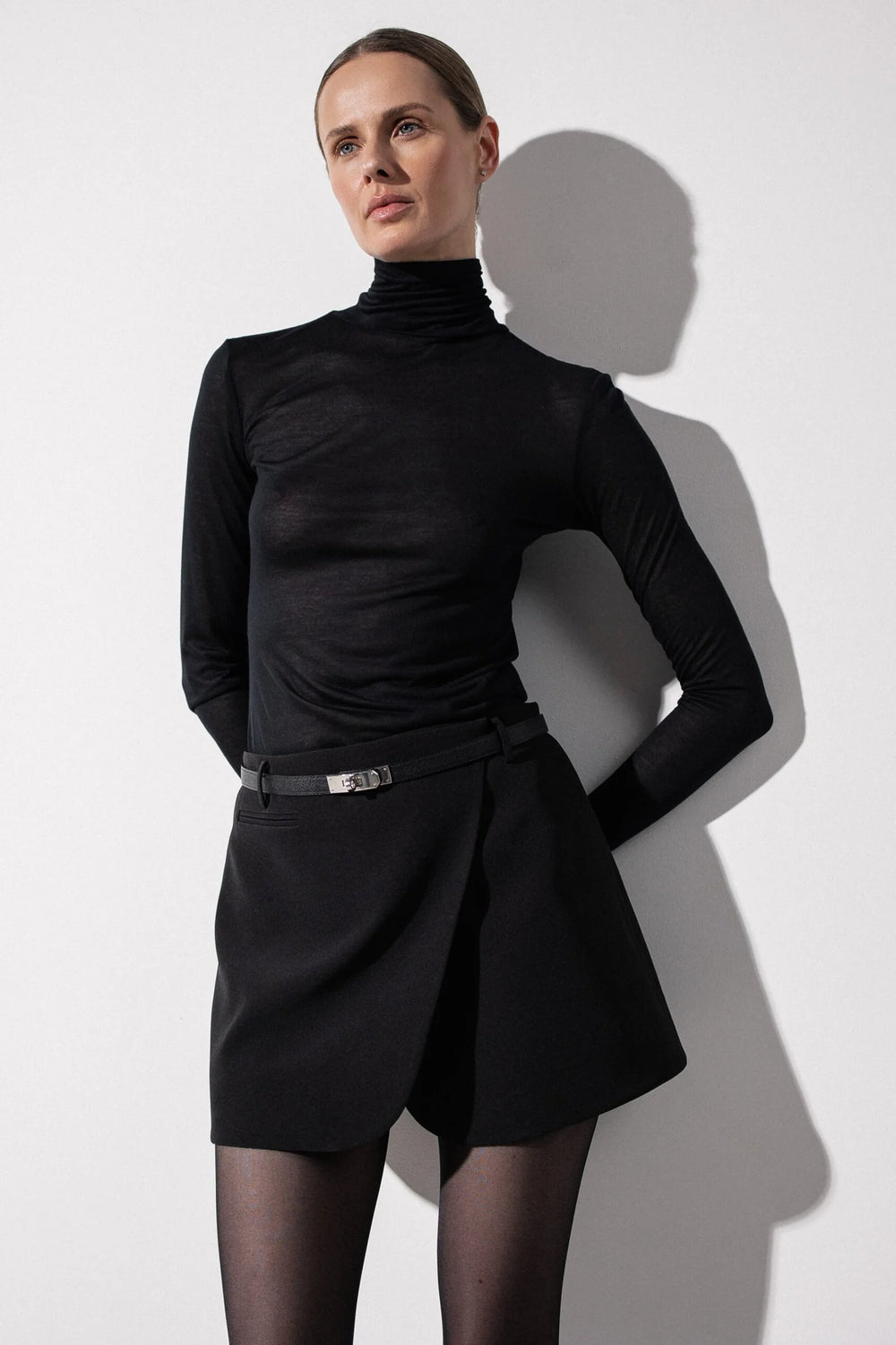 MINI SKIRT WITH SHEATH