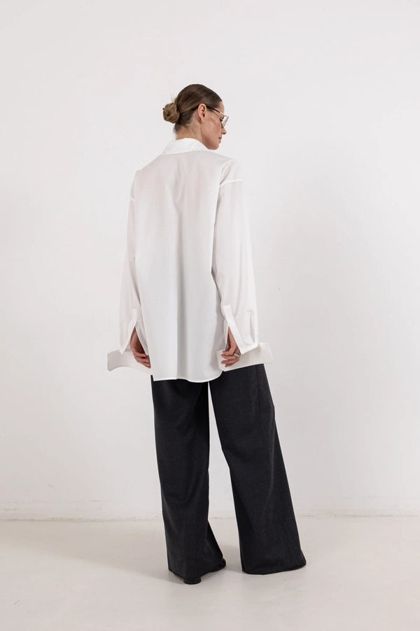 SHIRT WITH CUFF BREAKOUT