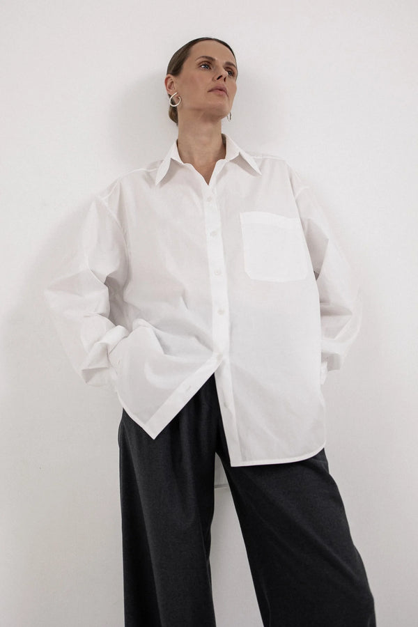 SHIRT WITH CUFF BREAKOUT